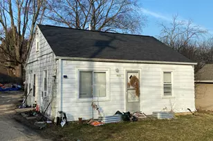 8621 N Granville Rd, Milwaukee, WI 53224 - Photo 8