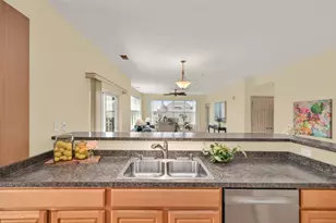 3930 S Lake Dr, Saint Francis, WI 53235 - Photo 10