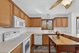 4258 91st Pl, Pleasant Prairie, WI 53142 - Photo 12