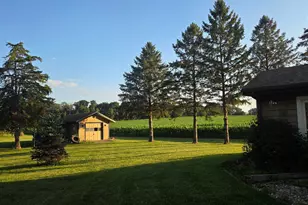 3377 N Hackbarth Rd, Janesville, WI 53548 - Photo 26