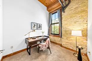 1818 N Water St, Milwaukee, WI 53202 - Photo 12