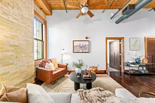 1818 N Water St, Milwaukee, WI 53202 - Photo 4