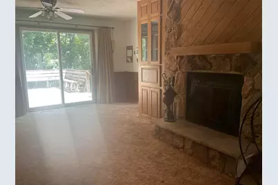 W297N2968  Oakwood Grove Rd, Delafield, WI 53072 - Photo 14