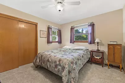901 E Roberta Ave, Waukesha, WI 53186 - Photo 18
