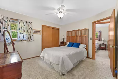 901 E Roberta Ave, Waukesha, WI 53186 - Photo 20
