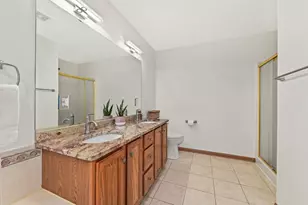 13575 W Foxwood Ct, New Berlin, WI 53151 - Photo 30