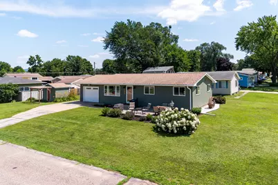 314  Shelly Ln, Campbell, WI 54603 - Photo 1
