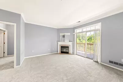13060 W Bluemound Rd #201, Elm Grove, WI 53122 - Photo 10