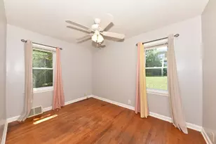 9007 W Greenfield Ave, West Allis, WI 53214 - Photo 12