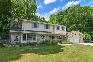 1116 Mulberry Cir, West Bend, WI 53090 - Photo 36