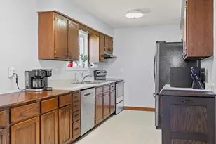 W7070 2nd St, Onalaska, WI 54650 - Photo 6
