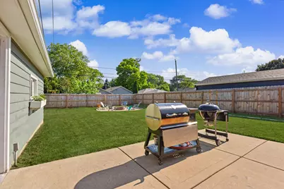 729  Clark Ave, South Milwaukee, WI 53172 - Photo 22