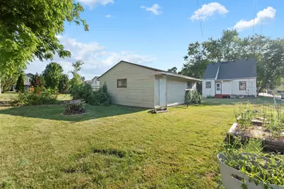 1016 S 97th St, West Allis, WI 53214 - Photo 24