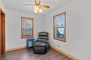 1016 S 97th St, West Allis, WI 53214 - Photo 12