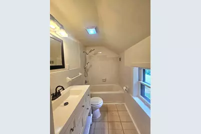 519 W Oak St, Sparta, WI 54656 - Photo 28