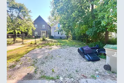 2843 N 10th St, Milwaukee, WI 53206 - Photo 32