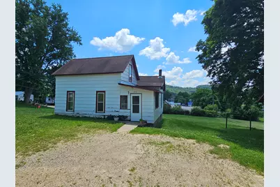 219 N Cherry St, La Farge, WI 54639 - Photo 4
