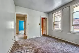 606 N 29th St, Milwaukee, WI 53208 - Photo 8
