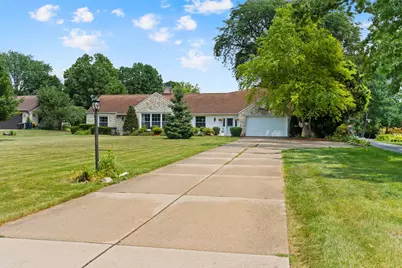 2630 S Root River Pkwy, West Allis, WI 53227 - Photo 50