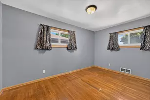 6527 S 18th St, Milwaukee, WI 53221 - Photo 16