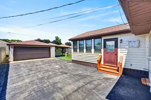 6527 S 18th St, Milwaukee, WI 53221 - Photo 4