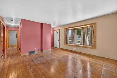 6527 S 18th St, Milwaukee, WI 53221 - Photo 24