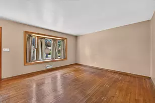 6527 S 18th St, Milwaukee, WI 53221 - Photo 22