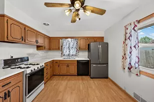 6527 S 18th St, Milwaukee, WI 53221 - Photo 20