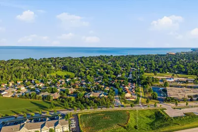 1755  Parknoll Ln #4, Port Washington, WI 53074 - Photo 36