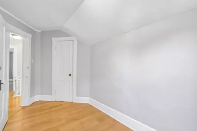 510 E Garfield Ave, Milwaukee, WI 53212 - Photo 30