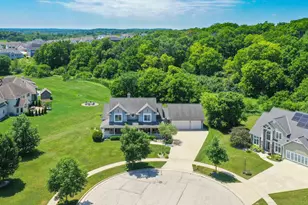 3615 Williams Ct, Waukesha, WI 53188 - Photo 2