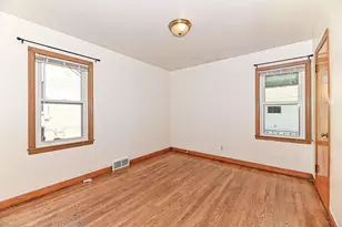 3438 E Whittaker Ave, Cudahy, WI 53110 - Photo 18