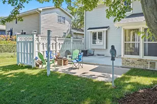 2212 Allen Ln, Waukesha, WI 53186 - Photo 26