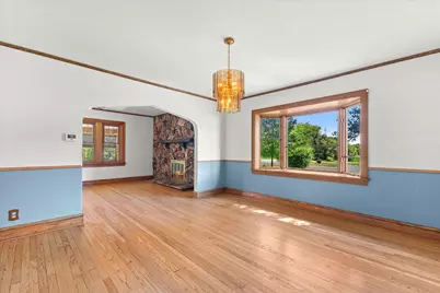 21115 W Lincoln Ave, New Berlin, WI 53146 - Photo 10