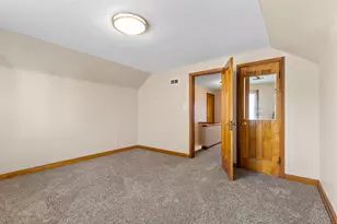 4460 N 42nd St, Milwaukee, WI 53209 - Photo 14