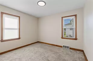 4460 N 42nd St, Milwaukee, WI 53209 - Photo 8