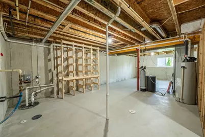 225  Acadia Ave, Hartford, WI 53027 - Photo 32