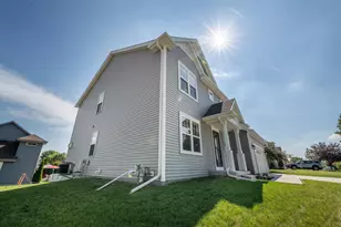 225 Acadia Ave, Hartford, WI 53027 - Photo 36