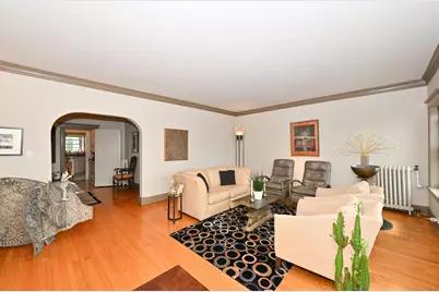 2230 E Bradford Ave #H, Milwaukee, WI 53211 - Photo 2
