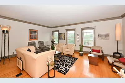 2230 E Bradford Ave #H, Milwaukee, WI 53211 - Photo 16