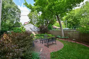 2230 E Bradford Ave, Milwaukee, WI 53211 - Photo 36