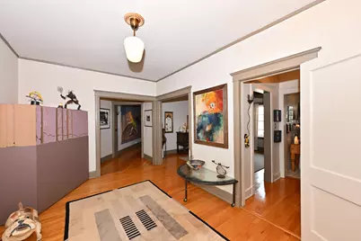2230 E Bradford Ave #H, Milwaukee, WI 53211 - Photo 4