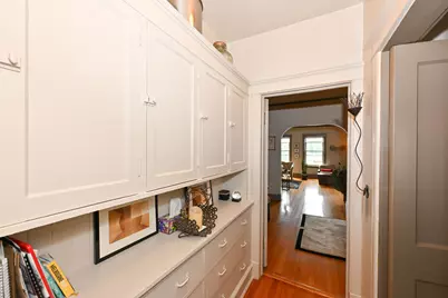 2230 E Bradford Ave #H, Milwaukee, WI 53211 - Photo 6