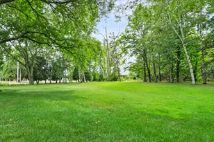 7307 N Bridge Ln, Fox Point, WI 53217 - Photo 74