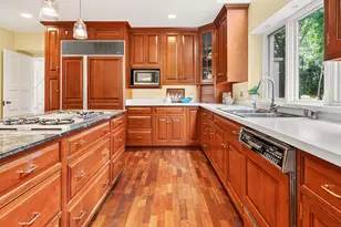 7307 N Bridge Ln, Fox Point, WI 53217 - Photo 28