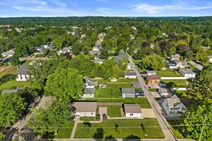 403 Walworth St, Lake Geneva, WI 53147 - Photo 48