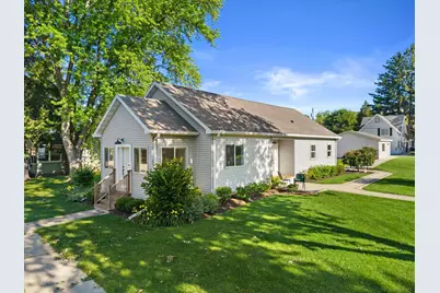 403  Walworth St, Lake Geneva, WI 53147 - Photo 1