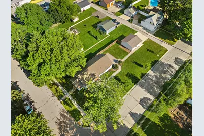 403  Walworth St, Lake Geneva, WI 53147 - Photo 4