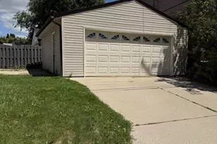 836 S 109th St, Milwaukee, WI 53214 - Photo 4