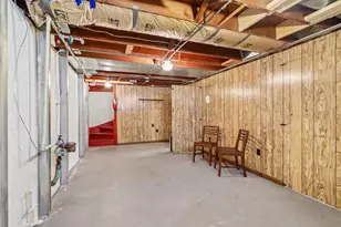2879 S 91st St, West Allis, WI 53227 - Photo 22
